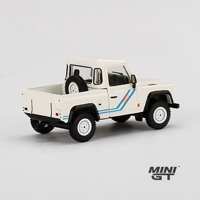 LAND ROVER DEFENDER 90 PICKUP 4
