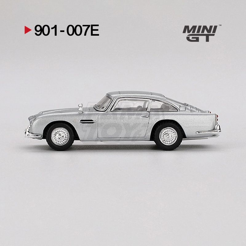Aston Martin DB5 “Thunderball” 3