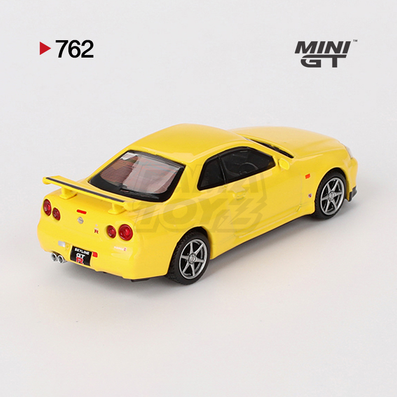 Nissan Skyline GT-R (R34) V-Spec Lightning Yellow 3