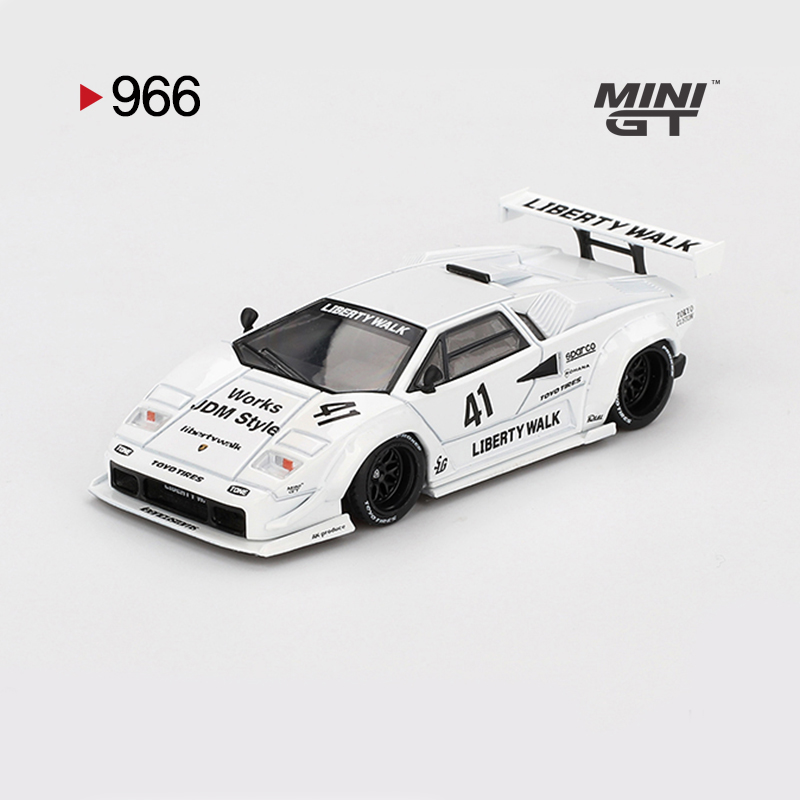 Lamborghini Countach LB-WORKS White 2024 Tokyo Auto Salon 1