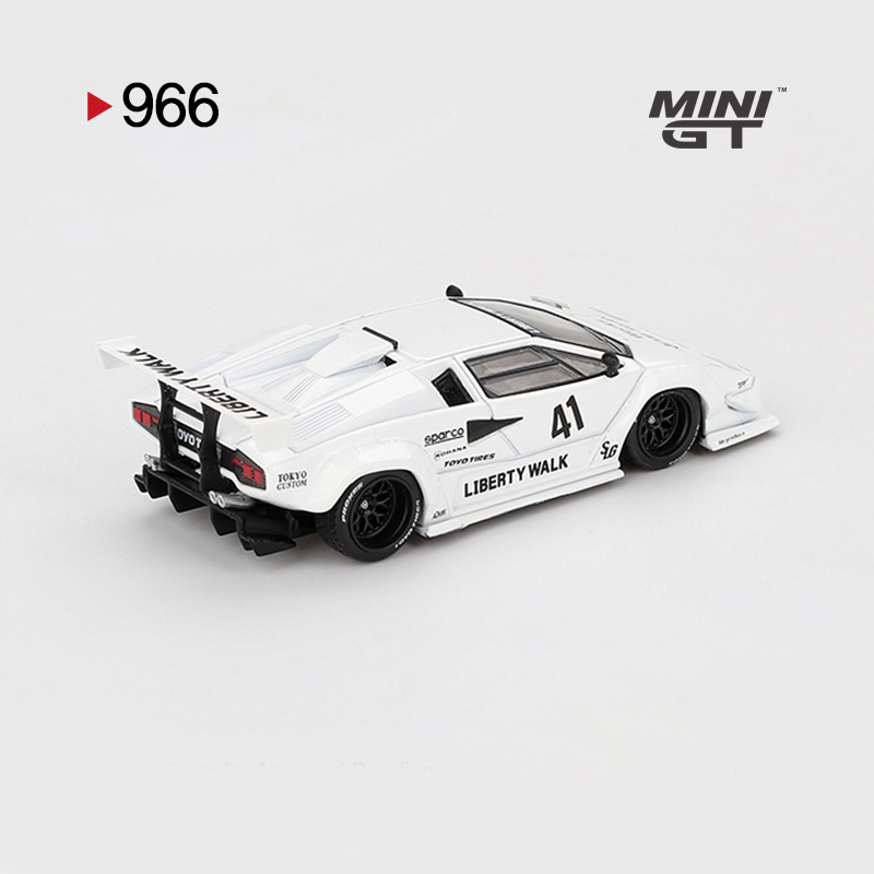 Lamborghini Countach LB-WORKS White 2024 Tokyo Auto Salon3