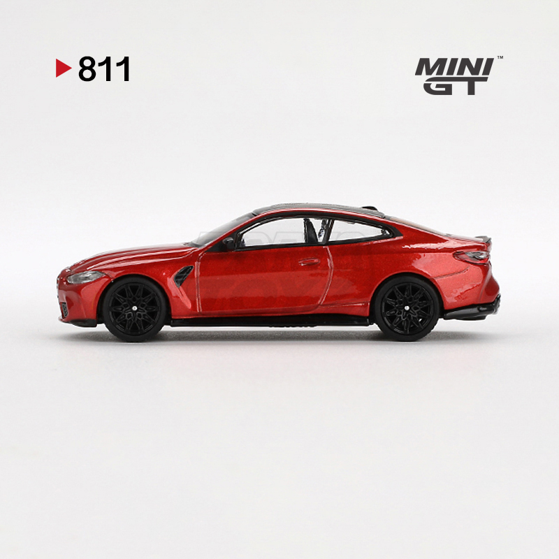 BMW M4 Competition (G82) Sakhir Orange 2